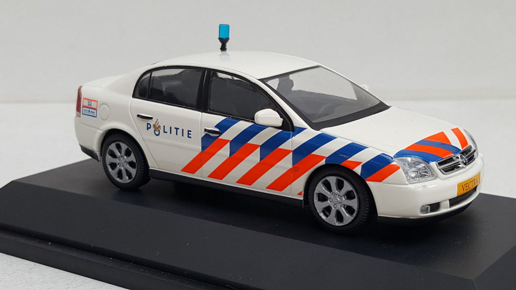 Schuco Opel Vectra Politie Nederland - Schaal 1:43