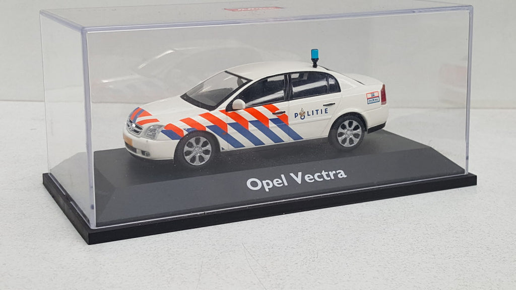 Schuco Opel Vectra Politie Nederland - Schaal 1:43