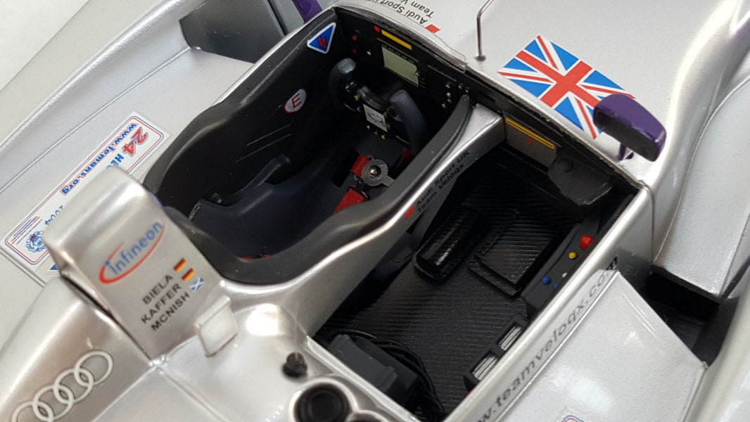 Audi R8 Team Veloqx LeMans 2004 Spark 1:18