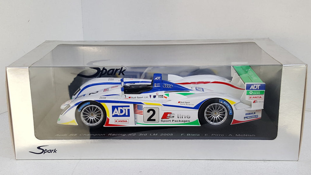 Audi R8 Champion Racing LeMans 2005 Spark Models 1:18
