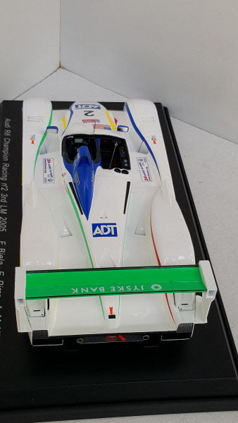 Audi R8 Champion Racing LeMans 2005 Spark Models 1:18